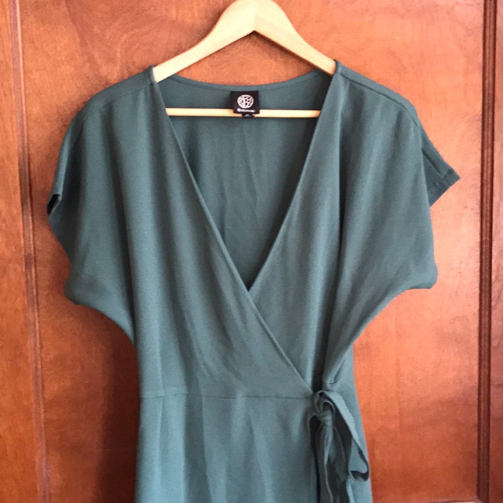 Bobeau Green Crepe Wrap Dress Size M
